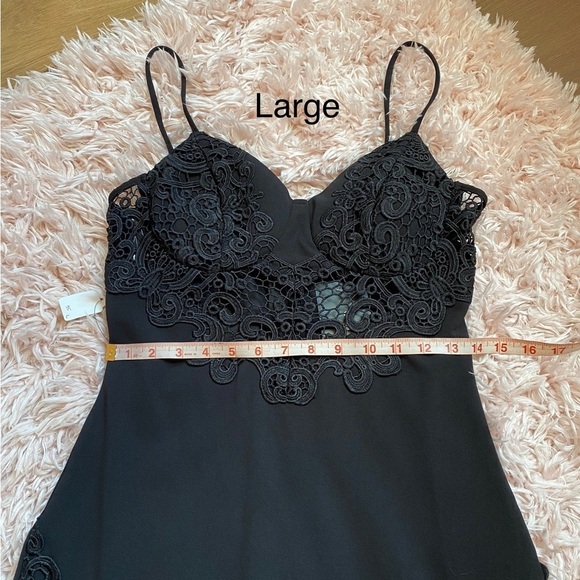 Little Black Dress lace crochet size small and large NWT - Picture 15 of 16